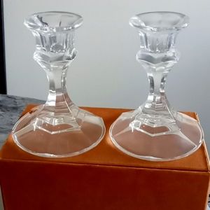Set of 2 lead crystal candlesticks